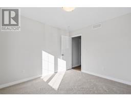 4 HARTLAND CIRCLE - 28