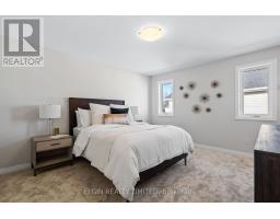 4 HARTLAND CIRCLE - 29