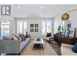 4 HARTLAND CIRCLE - 9