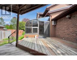 2 DEER VALLEY CRESCENT - 42