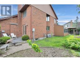 2 DEER VALLEY CRESCENT - 46