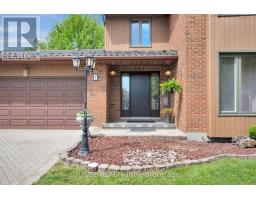 2 DEER VALLEY CRESCENT - 5