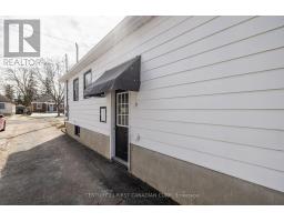 80 EASTMAN AVENUE - 27