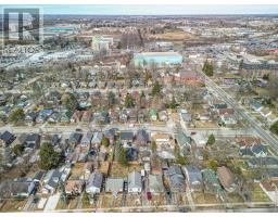 80 EASTMAN AVENUE - 36