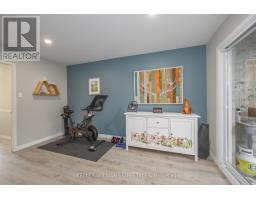 114 - 900 POND VIEW ROAD - 24