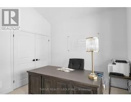 15 - 1080 UPPERPOINT AVENUE - 8