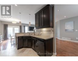 22 - 1630 BAYSWATER CRESCENT - 27