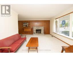 9 SUNRAY AVENUE - 7