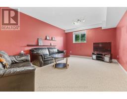 270 EXMOUTH CIRCLE - 16