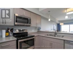 208 - 12 ERIE BOULEVARD - 11