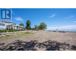 208 - 12 ERIE BOULEVARD - 34