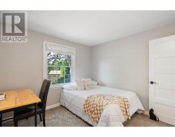 464 REGAL DRIVE - 23