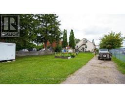 644 HURON STREET - 3