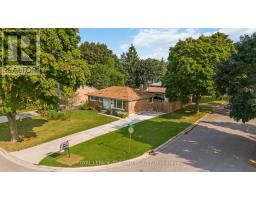 146 BURNSIDE DRIVE - 32