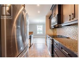 405 - 340 SUGARCREEK TRAIL - 24