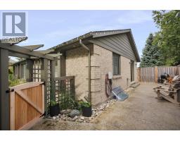 20 KNIGHTS BRIDGE ROAD - 36