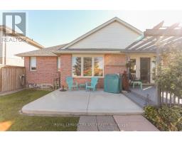 55 RIVERBANK DRIVE - 33