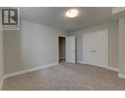 58 - 383 DAVENTRY WAY - 30