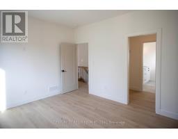 6 - 430 HEAD STREET N - 24