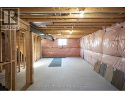 6 - 430 HEAD STREET N - 31