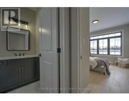 10 LOIS COURT - 31