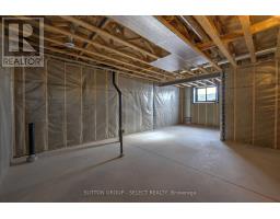10 LOIS COURT - 46