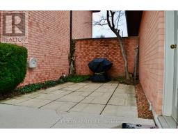 30 - 55 FIDDLERS GREEN ROAD - 33