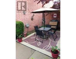 30 - 55 FIDDLERS GREEN ROAD - 38