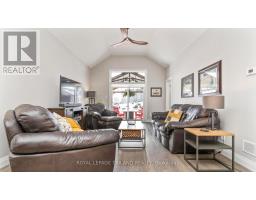 56 COMPASS TRAIL - 6