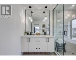 4 KAISER LANE - 17