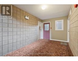 70 STOKES ROAD - 38
