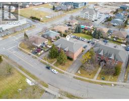 70 STOKES ROAD - 6