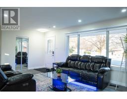 1199 FARNSBOROUGH CRESCENT - 15