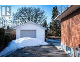1199 FARNSBOROUGH CRESCENT - 5