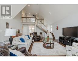 37 - 124 NORTH CENTRE ROAD - 11