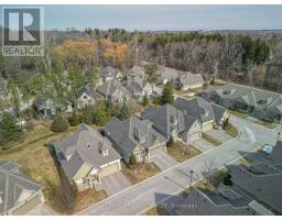 37 - 124 NORTH CENTRE ROAD - 44