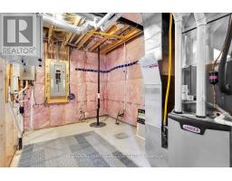 37 - 22701 ADELAIDE ROAD - 31