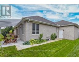 42 CALVERT LANE - 22