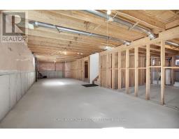 42 CALVERT LANE - 39