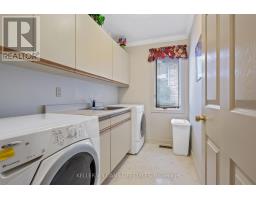 122 LONGVIEW COURT - 26