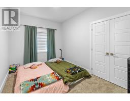 27 SPRUCE CRESCENT - 10