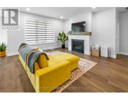 27 SPRUCE CRESCENT - 7