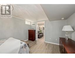 56 CLASSIC CRESCENT - 26