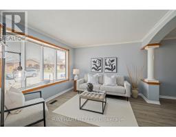 56 CLASSIC CRESCENT - 7