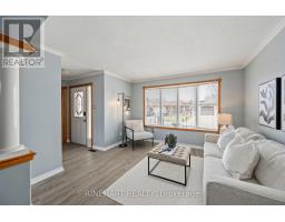 56 CLASSIC CRESCENT - 9