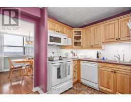 1806 - 389 DUNDAS STREET - 10