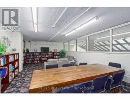 1806 - 389 DUNDAS STREET - 27
