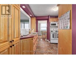 1806 - 389 DUNDAS STREET - 9