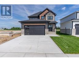38 POSTMA CRESCENT - 1