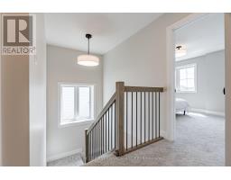 38 POSTMA CRESCENT - 24